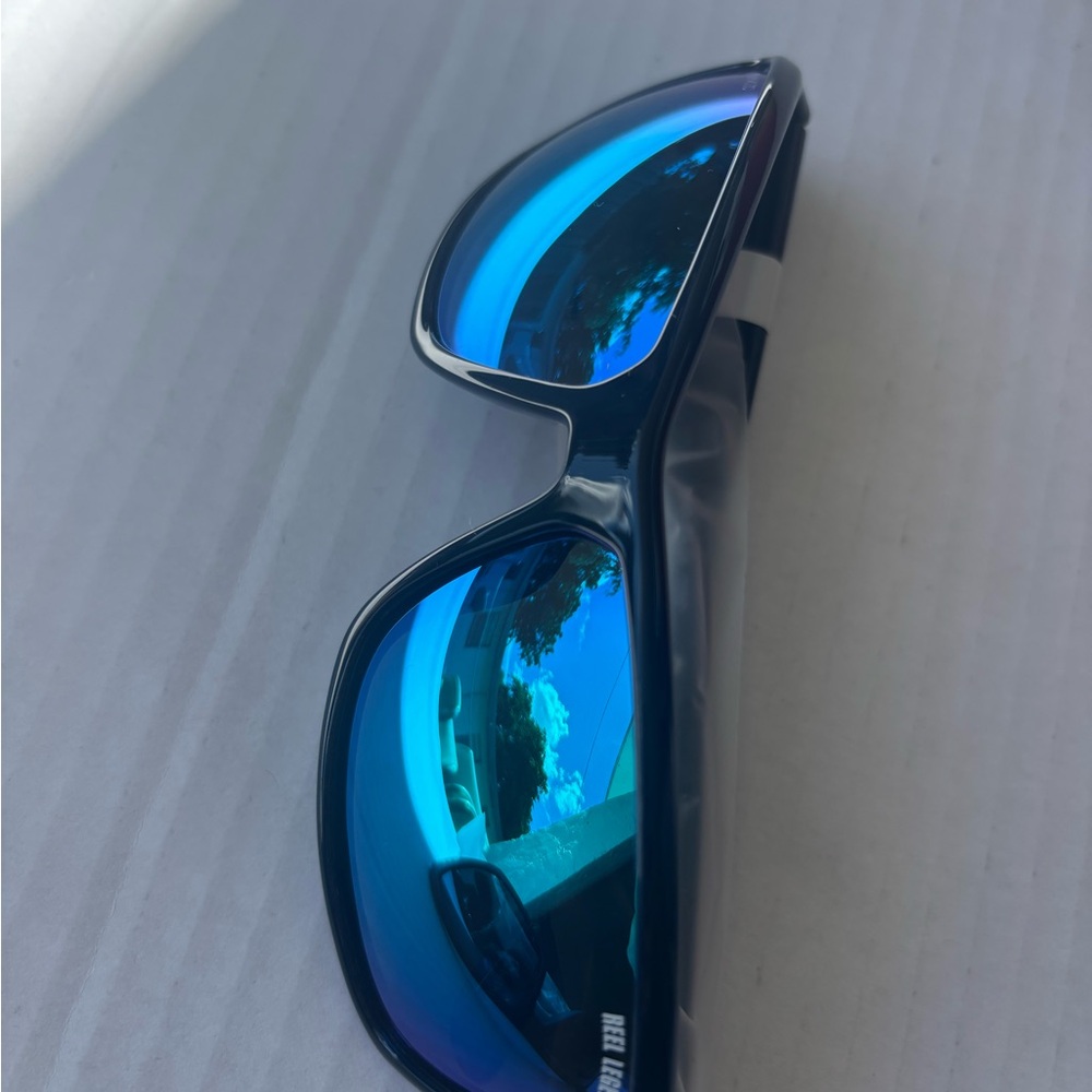 Reel Legends Black Sunglasses with Blue Lenses set - Picture 3 of 7